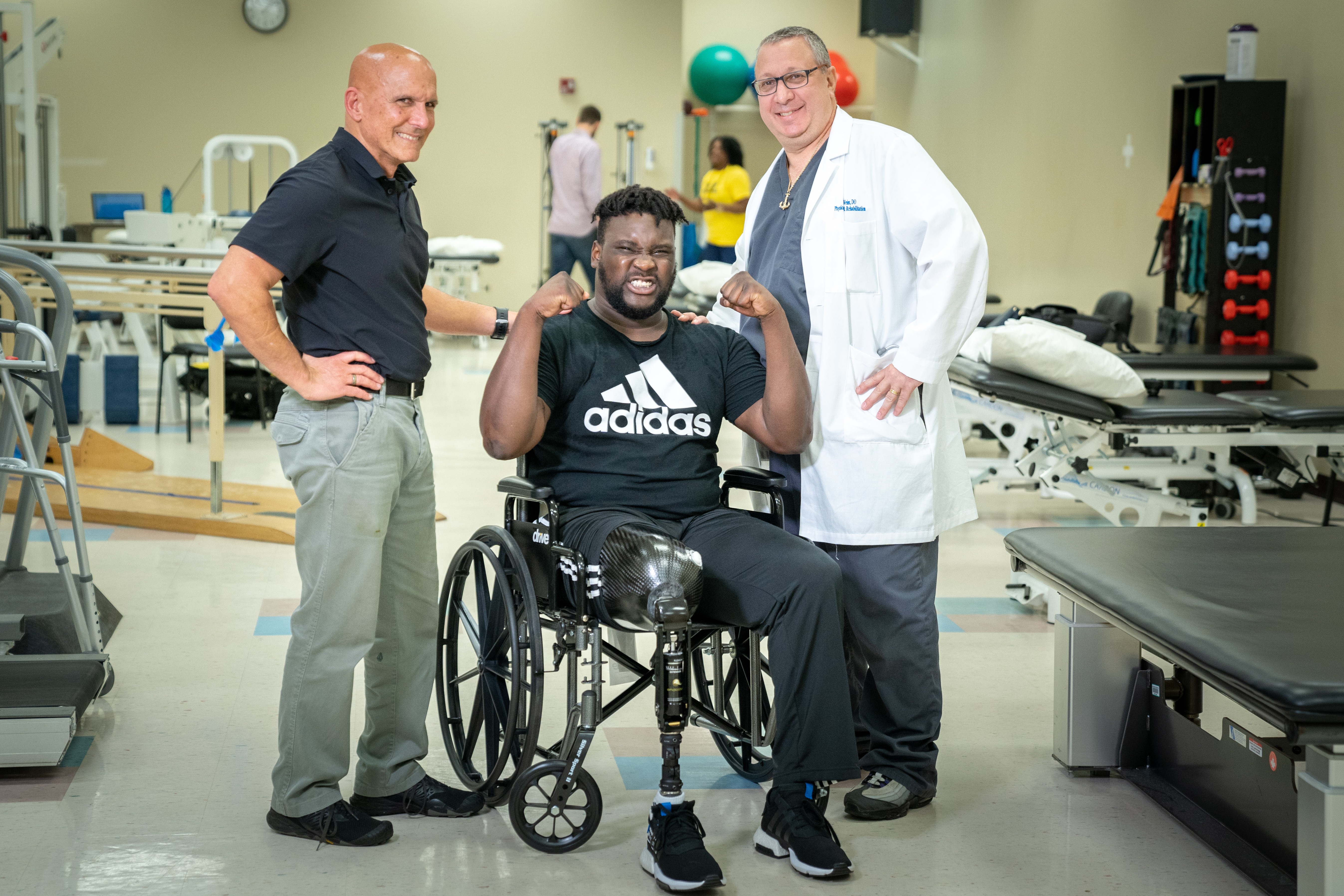 Prosthetic Center of Excellence News: Wishes come true for Bi-Lateral above  knee amputee who receives donations for new limbs!