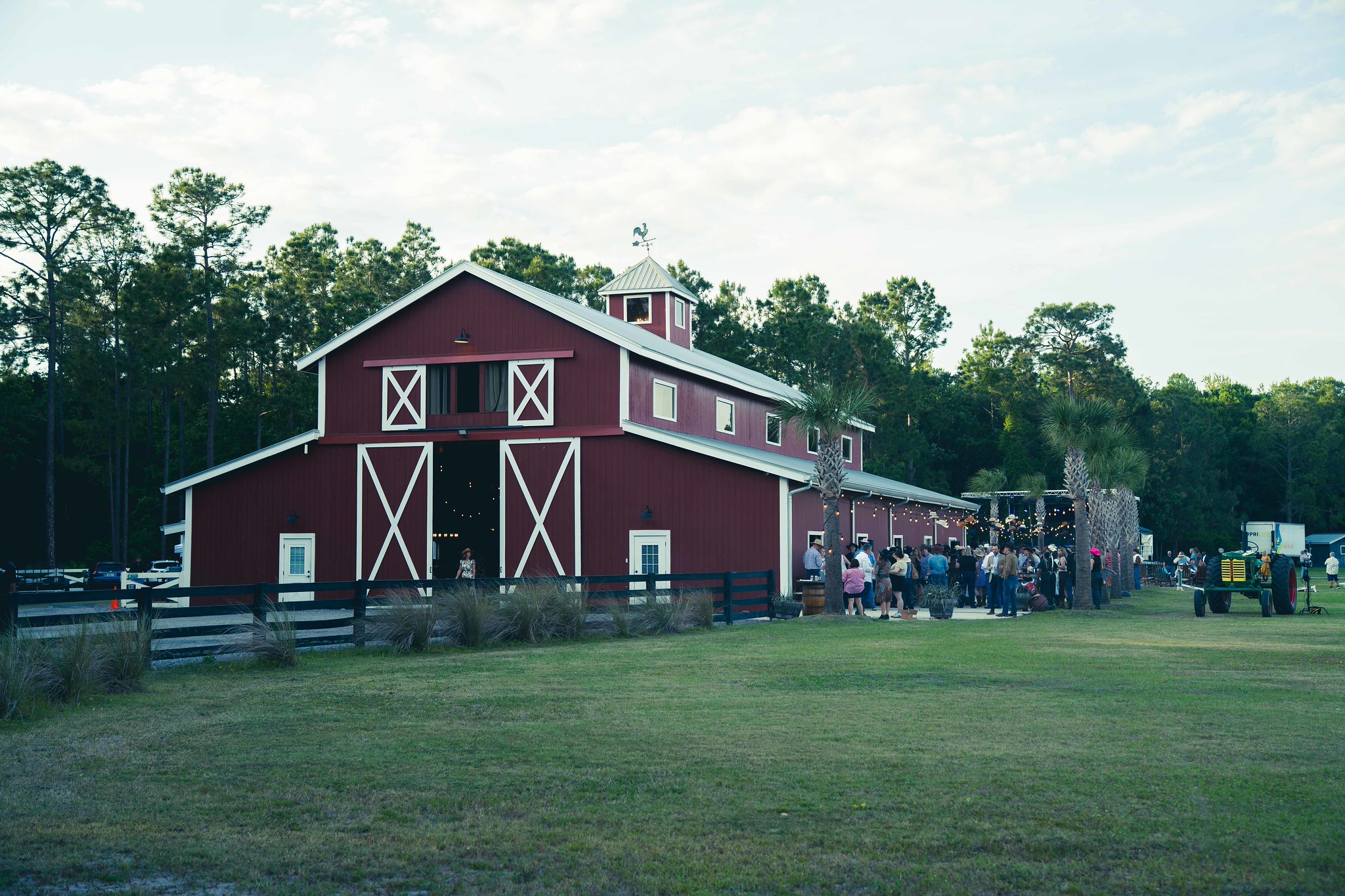 photo of a barn